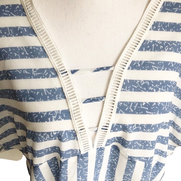 Fortune Swimwear Bonnie Wrap Back Cover Up - Picture 7 of 10